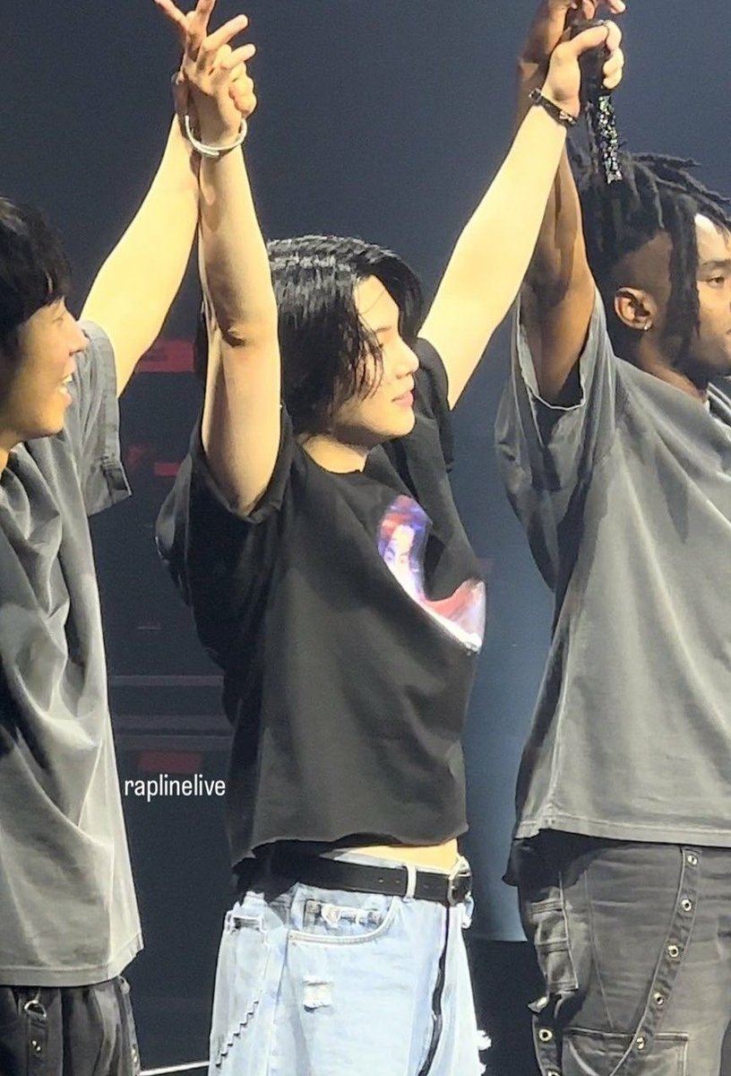 hourIysuga's tweet image. ✩ #SUGA #방탄소년단슈가 #슈가