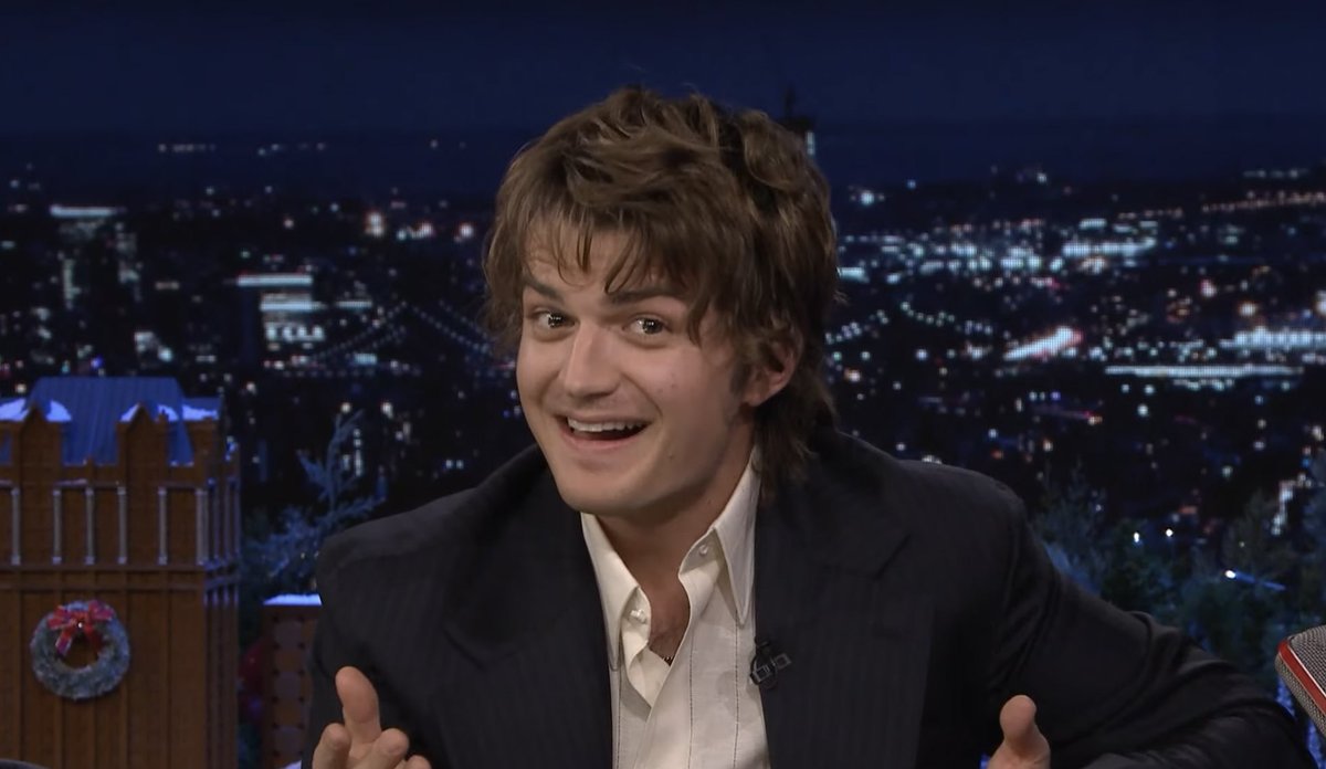 u guys are all wrong this is actually his “steve canon bisexual” face