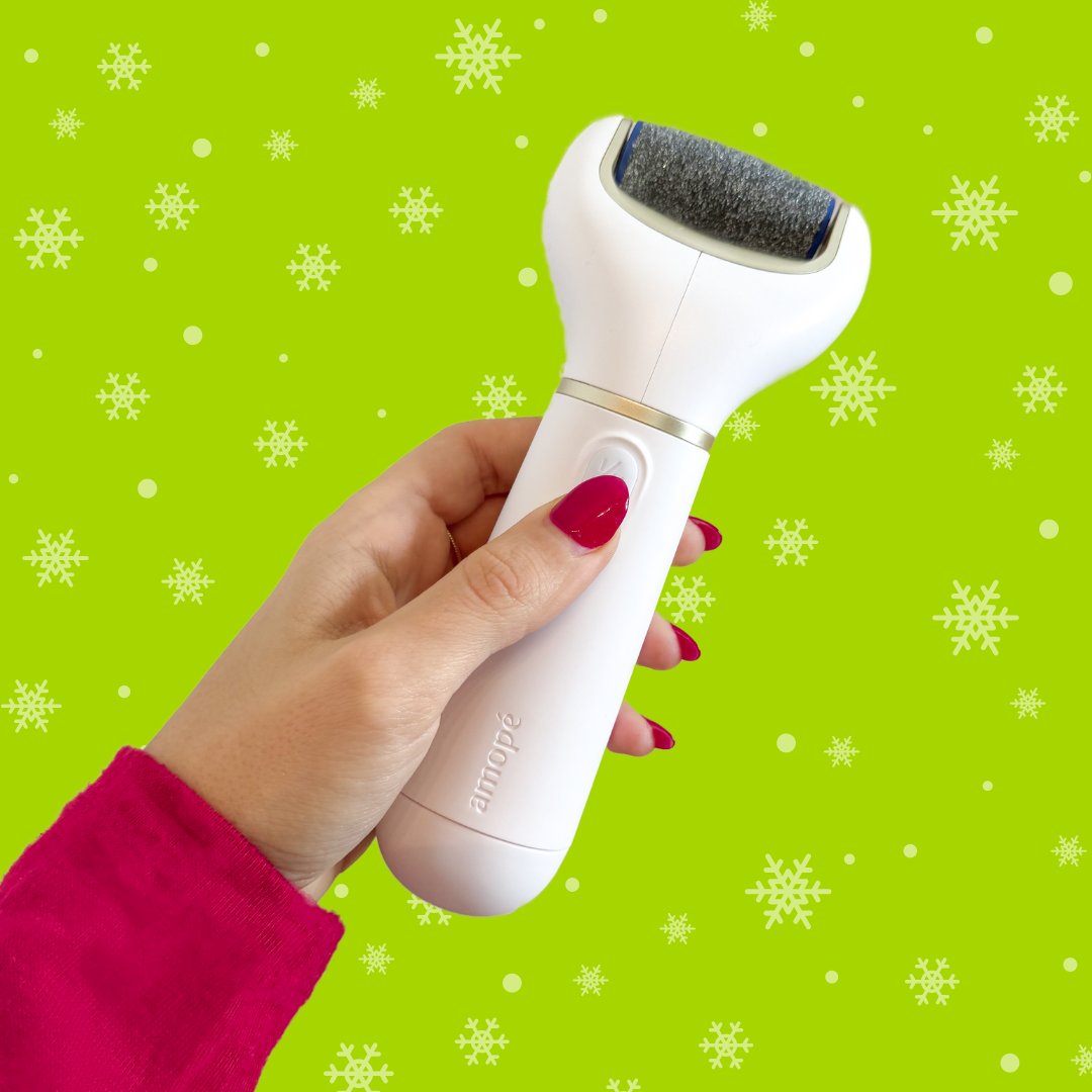 ☃️ There’s no better gift for friends and fam than our tried-and-true #Amope Pedi Perfect® Electronic Foot File! 🎁✨  It’s easy to use and 100% a sleigh when it comes to dry, dull skin. 

Shop it now: amzn.to/3MUInhH #beaboldsole