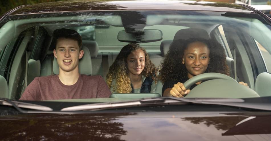 While the holidays are an exciting and joyous time, it may not necessarily be the best time for new teen drivers to practice their skills with heavier-than-usual traffic on the roadways. Learn more about Alabama’s GDL law here: alea.gov/dps/driver-lic…