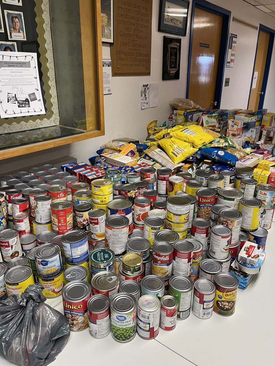 Another successful food donation campaign is on the go <a href="/CentennialRdPS/">Centennial Road PS</a>. Check out the pics. This year we’re collecting Socks too! One more week to Jam-a-Jeep (Mr. P’s Jeep)!! Let’s show everyone how Centennial Cares. 
<a href="/TDSB_LN16/">John Currie</a> <a href="/tdsb/">Toronto District School Board</a> <a href="/JeepCanada/">Jeep Canada</a>