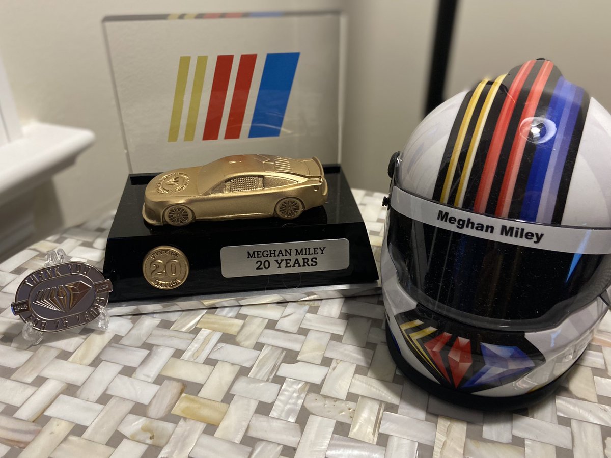 MegMMiley's tweet image. It’s hard to believe it’s been 20 years at this great company.  I’m so grateful for the opportunities and experiences, the amazing people I’ve had the privilege  to work with and the friendships that will last a lifetime.  I’m one lucky gal!  Cheers to the next 20!  🏁