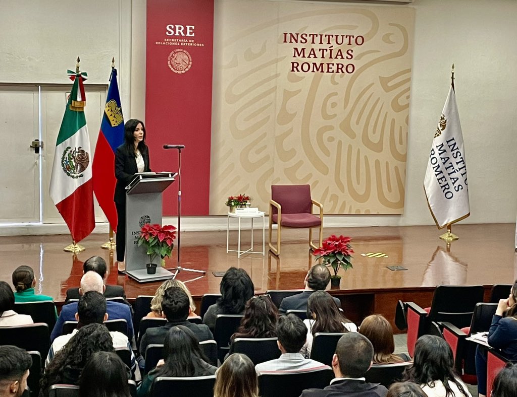 I was honored to present #Liechtenstein‘s foreign policy in the famous 🇲🇽 Dipl. Academy (<a href="/imatiasromero/">Instituto Matías Romero</a>) - also an opportunity to highlight the excellent cooperation btw our dipl. services and encourage a new generation of diplomats to aim high &amp; change the world for the better