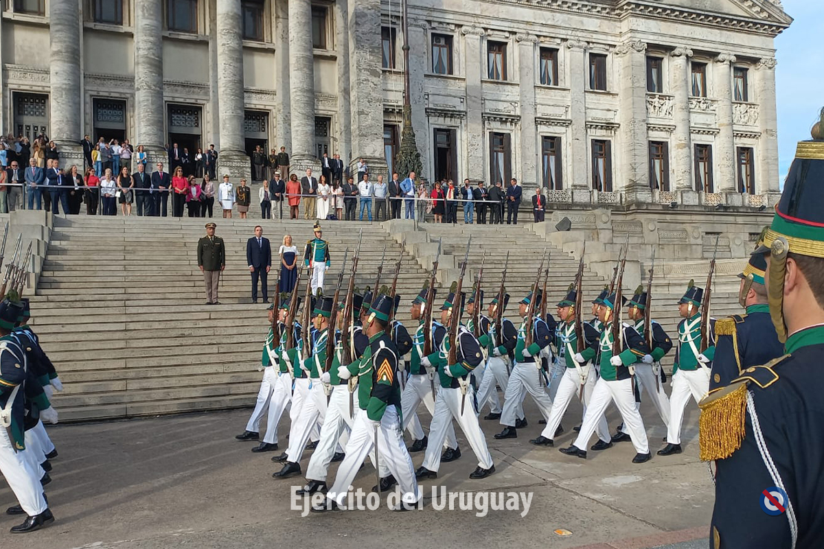 EJÉRCITO DE URUGUAY - Página 43 GBa8x86WwAAyIyD?format=jpg&name=medium