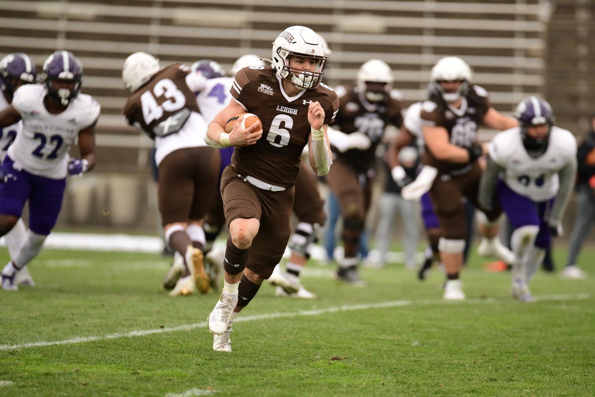First-year RB Luke Yoder has been named 4th team Freshman All-America by @philsteele042 ! philsteele.com/2023-phil-stee… #GoLehigh #TheNest