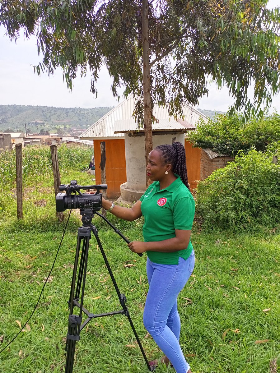 PrincessofTeso's tweet photo. In #IsingiroDistrict documenting @JasProgramme success stories, best practices and recommendations for better #HIV & #SRHR #healthcare outcomes
@SwedeninUG
@cehurduganda
@NAFOPHANU
#PrincessofTeso
#JASProgramme https://t.co/pLmzcBphCI