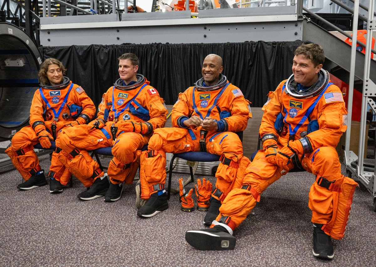 NASA_Astronauts tweet picture