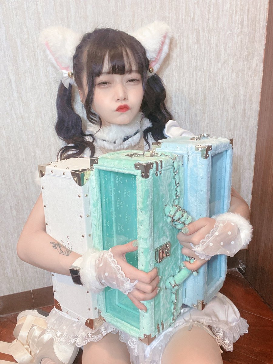 ねむい【L&L】 tweet media