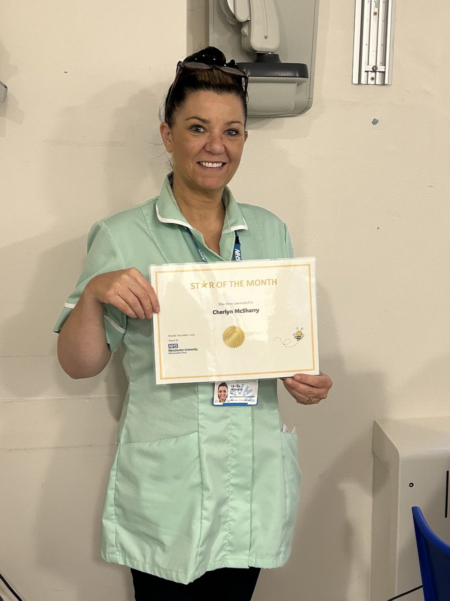 Congratulations to Cher on winning employee of the month ! Well deserved .. you get to build your own roster 😀@WardF1NMGH @Sarahslicker1 @sarah_annsankey @NorthMcrGH_NHS