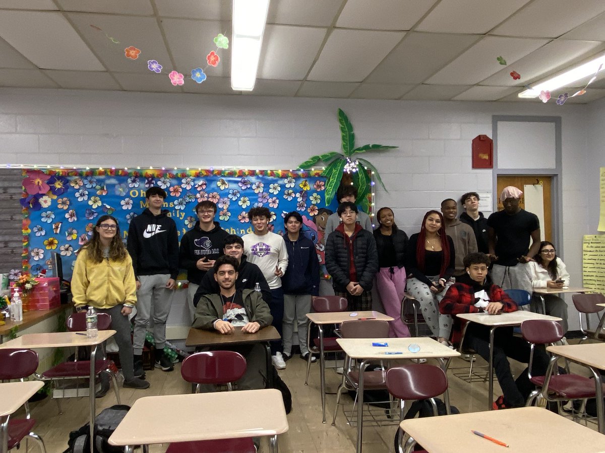 Mrs. Mondano tweet media