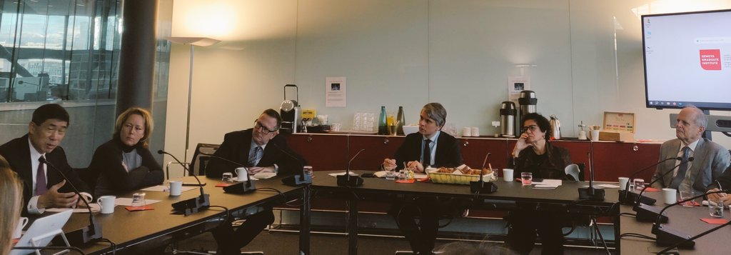 Fascinating debates @GVAGrad with @UNDP Associate Administrator Haoliang Xu on latest trends, opportunities & challenges for development cooperation and global governance, discussing how UN universal tools and instruments remain relevant in multipolar world. #GenevaPolicyOutlook