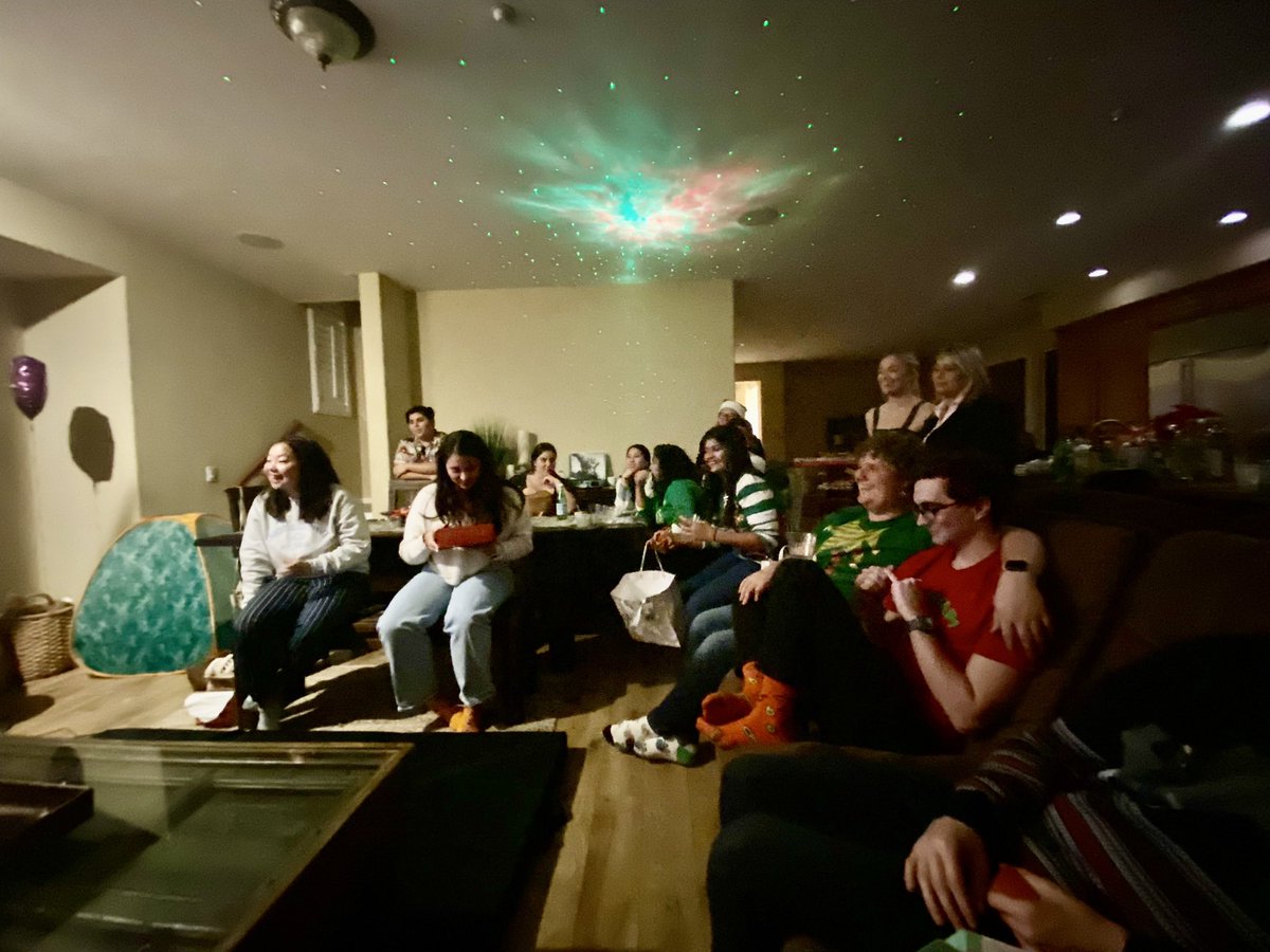 Sonya Neal tweet media