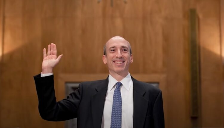 🚨 NEWS: 🇺🇸 SEC dismissed Coinbase's request for fair regulations for digital assets.

Gary Gensler states existing securities laws sufficiently cover crypto securities.