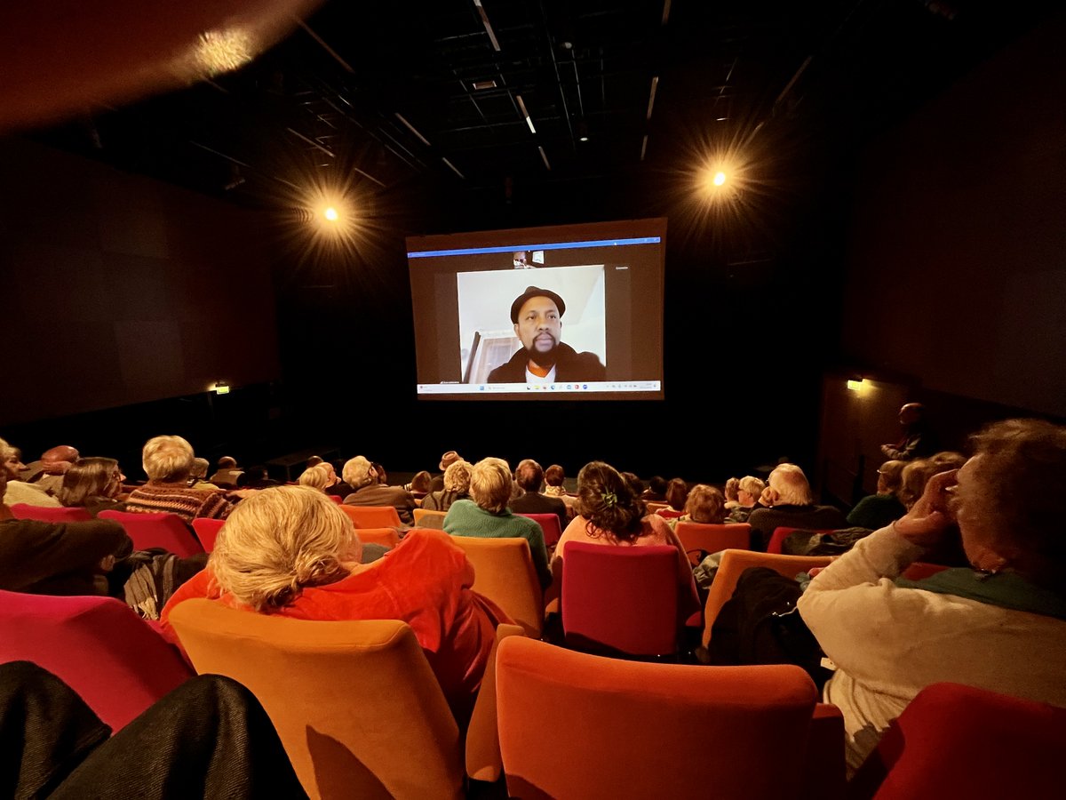 En introduction aux 8e Rencontres de la Diversité qui ont pour thème  "Clameurs des îles",  le Centre Francophonie de Bourgogne propose un  documentaire malgache de Nantenaina Lova urlz.fr/oWnj