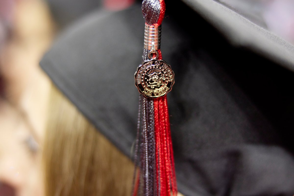 This morning we shared several updates on next week's commencement ceremonies. Full details: unlv.edu/announcement/u…