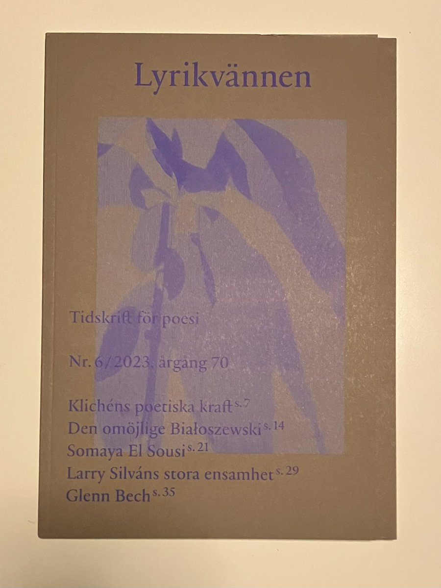 När man kommer hem utmattad efter en riktigt jobbig vecka och den här ligger i brevlådan… Pure bliss!
#lyrikfredag