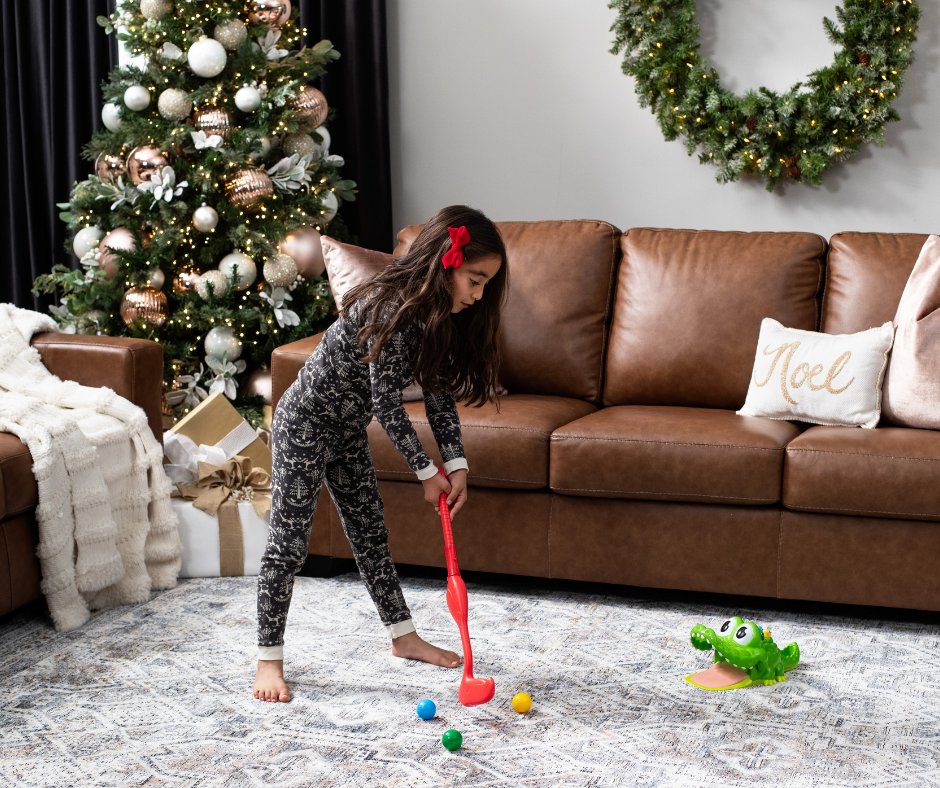 We're here to help with ALL your gift-giving needs 🎁

🌟 Brighten a child's holiday and see us in-store to shop toys starting at JUST 50¢!