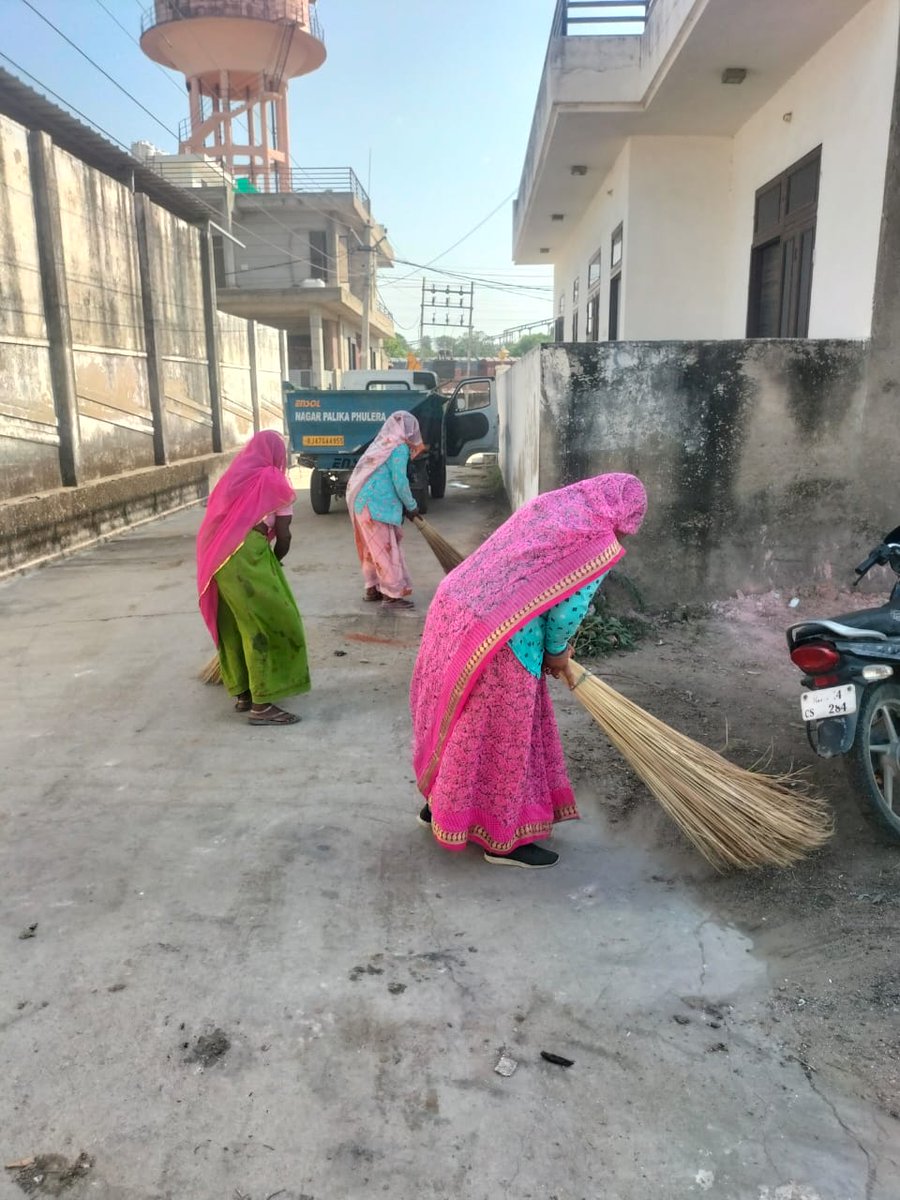 NagarPhulera's tweet image. NAGAR PALIKA PHULERA  CONDUCTED CLEANLINESS DRIVE AS A PART OF "VISHESH SAFAI ABHIYAN" FROM  12.12.23 
#SwachhBharat 
#SBM2.0
@MoHUA_India