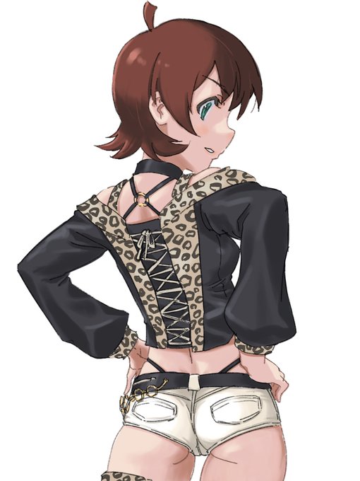 ギャルなら尻肉に食い込むパツパツのショーパン履いて欲しい。 