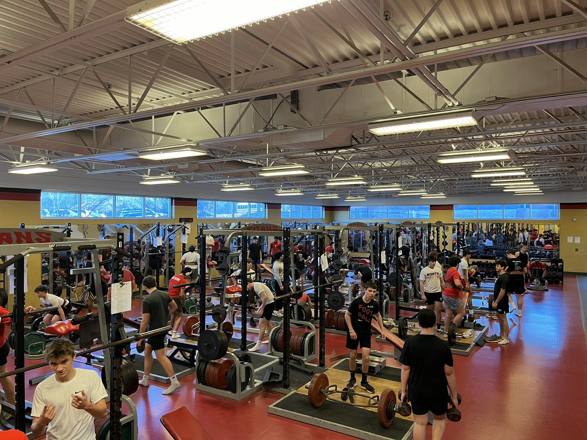 Rob Melton (@robmelton21) on Twitter photo What does your weight room look like the last day of the semester??? No slowing down here at NOHS. <a href="/NOHS_Strength/">North Oconee Sports Performance Training</a> What does your weight room look like the last day of the semester??? No slowing down here at NOHS. <a href="/NOHS_Strength/">North Oconee Sports Performance Training</a>