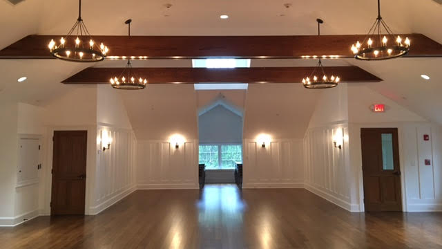 Bring your good vibes to Scoville Hall this evening to welcome Mandala Yoga to their new home! Music and a chanting session will be followed by tea and sweet treats. All are welcome. 7pm, 17 Meeting House Lane #Amagansett #hamptons #yoga #mandalayoga #newlocation #celebrate