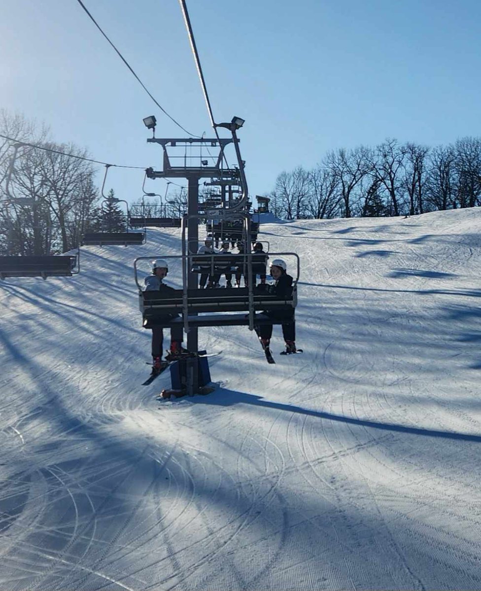 6th graders had a fun on their ski trips yesterday!  <a href="/ISD196schools/">DISTRICT 196-ʀᴏsᴇᴍᴏᴜɴᴛ-ᴀᴘᴘʟᴇ ᴠᴀʟʟᴇʏ-ᴇᴀɢᴀɴ sᴄʜᴏᴏʟs</a>