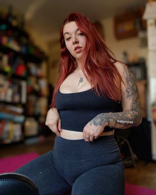 Hiiiiii 💕 you should say hi back   Front or back baby? https://t.co/tODKWfSALw<a href="/tag/curvy"class="tags"><span>#curvy</span></a><a href="/tag/thick"class="tags"><span>#thick</span></a>