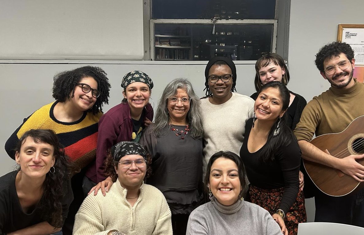 End-of-semester vibes 💖 . Students enrolled in Professor Pamela Calla’s course, Comparative Racisms in the Americas, end the semester in collective song ✨