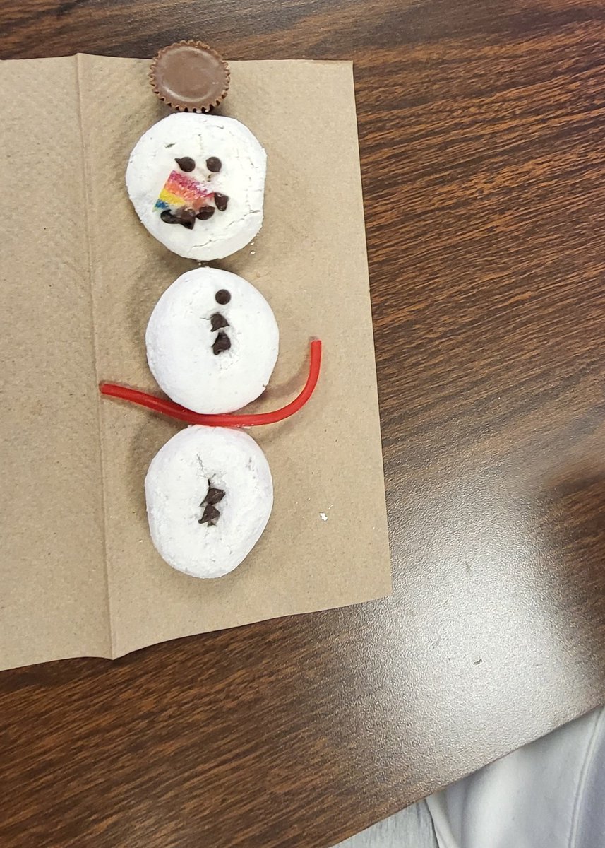 Nothing like a good Kindergarten Snowman party. <a href="/LayneElementary/">Layne Elementary</a> <a href="/chayes4979/">Cassandra Hayes Layne Elem Principal</a>