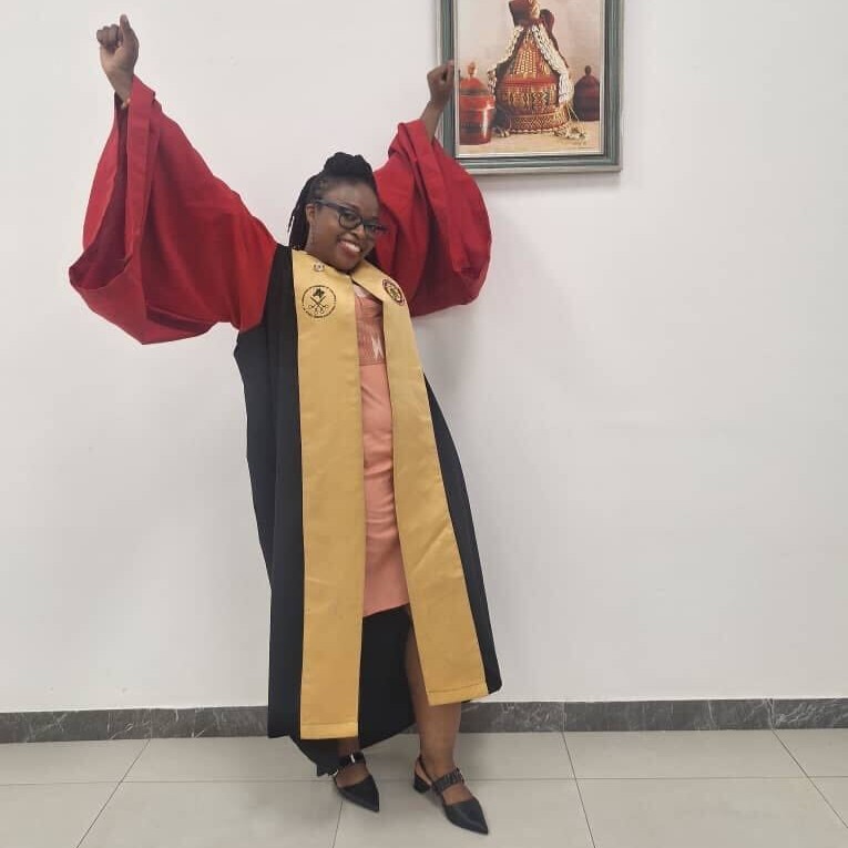 Graduate Spotlight ✨ Congratulations Dr. Mildred Nakazwe on passing the COSECSA exams and becoming a certified reconstructive surgeon. Mildred is a current member of our Pioneering Women in Reconstructive Surgery (PWRS) program. 📸 Strikes PWRS pose 🙌