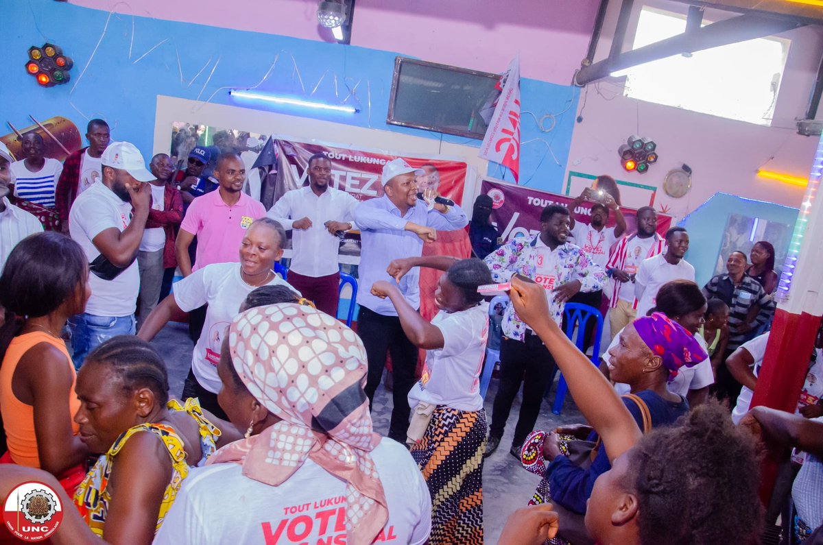 Patrick_keebe's tweet photo. Le candidat N* 53 de la circonscription de Lukunga YVES NSWAL lors de sa visite à Mont Ngafula.
@yvesnswal https://t.co/cSBuE4QRch