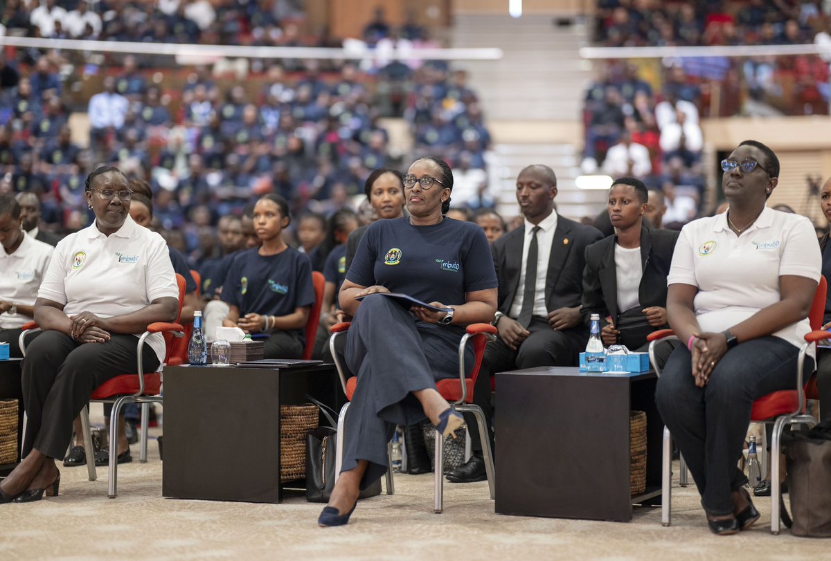 FirstLadyRwanda tweet picture