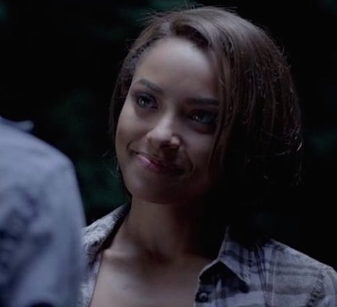 haworthes's tweet image. Flipped a quarter to decide who kills her mom, dad’s throat slit in front of her, Grandmother died in her sleep, she died herself 4+ times, tortured, drugged, kidnapped, stabbed, chased, held captive then left alone, met the love of her life, he got murdered in front of her-