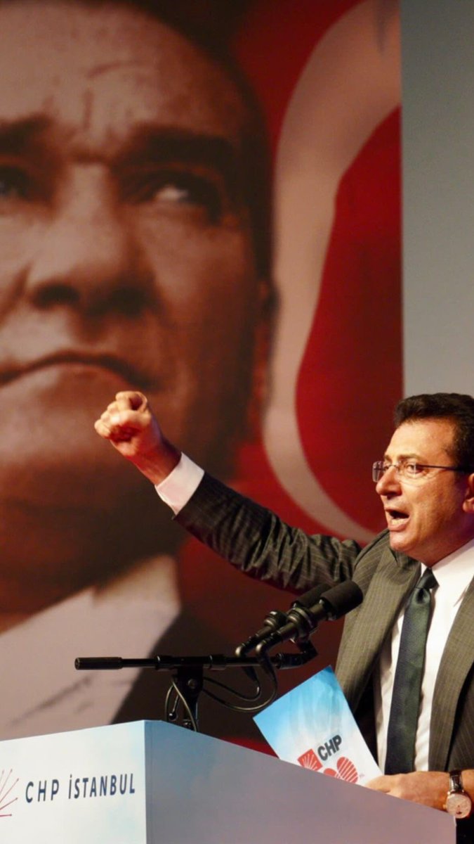 İstanbul’a sevgi dilini öğreten başkan, yine yeni yeniden seninleyiz. Yolumuz uzun heyecanımız yüksek!❤️‍🔥✊🏻 <a href="/ekrem_imamoglu/">Ekrem İmamoğlu</a>