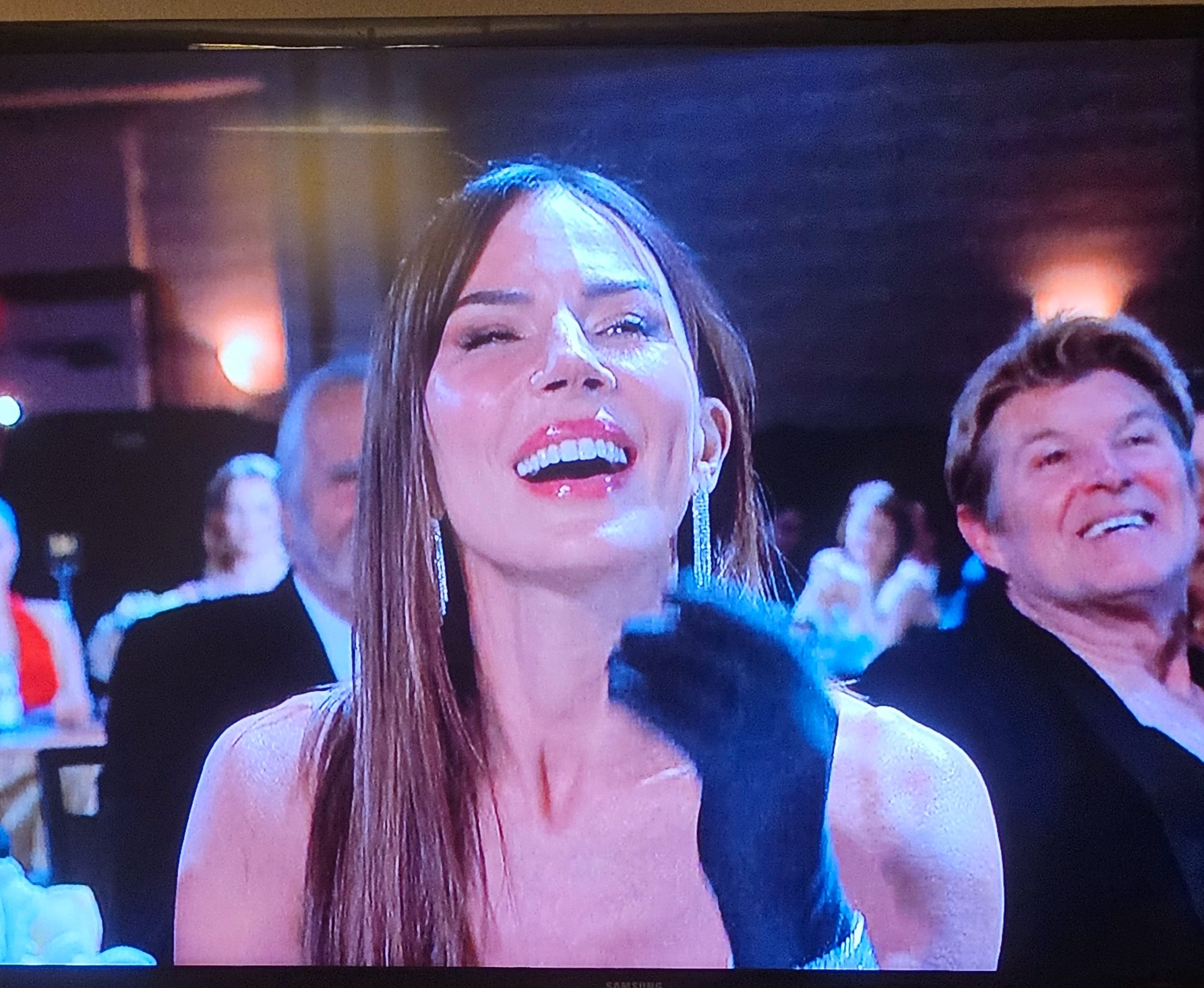 GBb1rzdWAAAU_7m?format=jpg&name=large