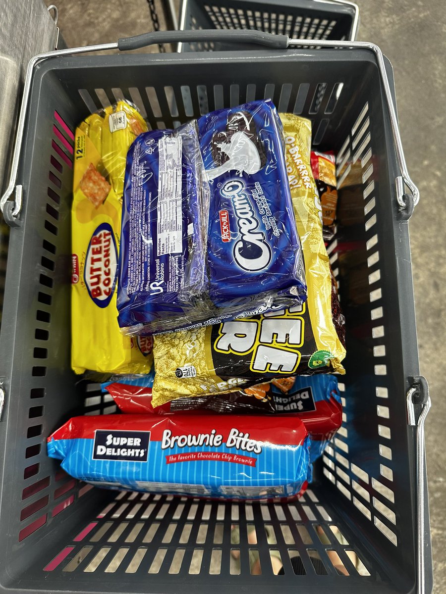 jslsprogram's tweet image. #jslsprogramproofs: Christmas Drive 2023

Ito po yung mga napamili kanina + total expenses + receipt

Salamat sa pagiging Santa Claus niyo sa maga bata. Truly, the spirit of giving is never lost! Advance merry christmas to everyone!