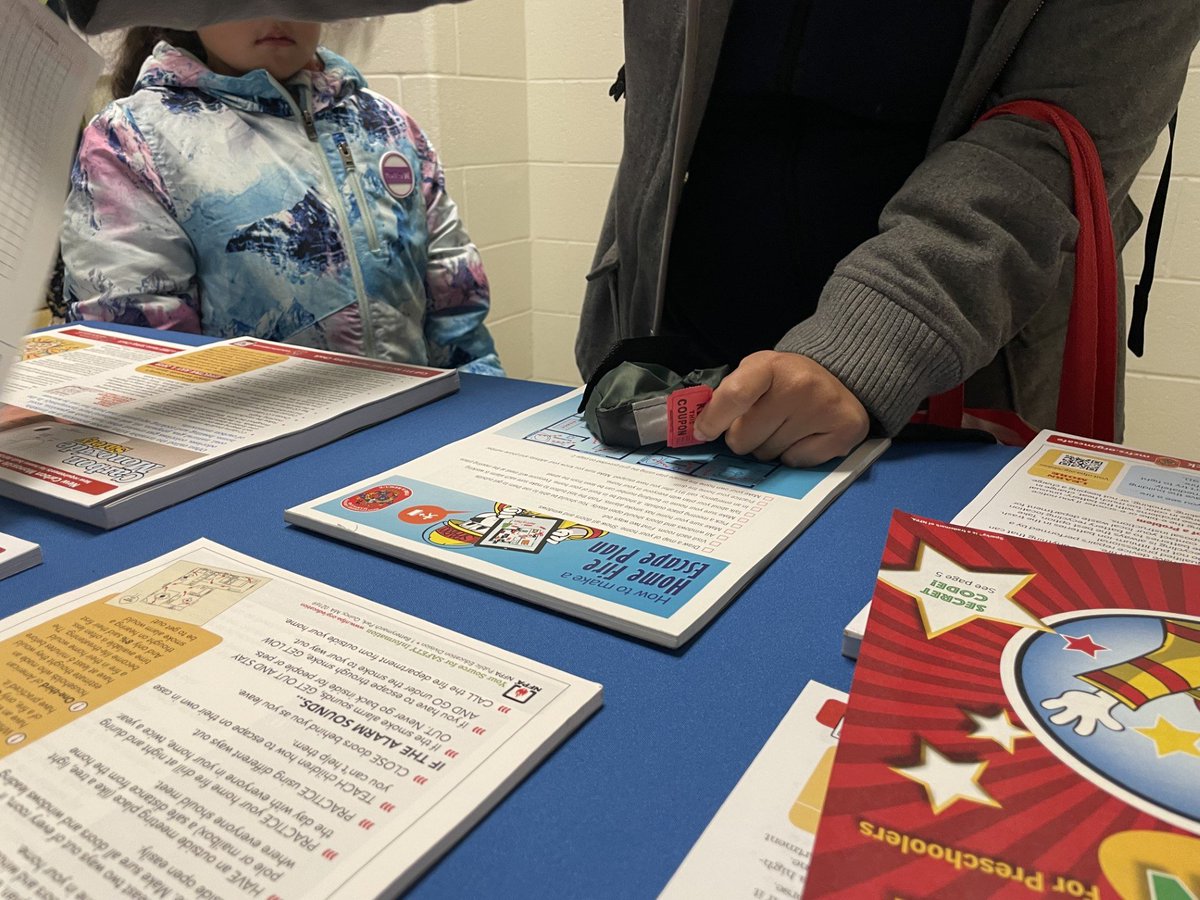 Friday Night ... SAFETY!
The @mcfrs CRR Team is @mcps Wheaton Woods Elementary School Winter Wellness event tonight. Families are learning about fire safety & how important it is to have a PRACTICED home escape plan built around every family member's abilities. #FireDrillFriday