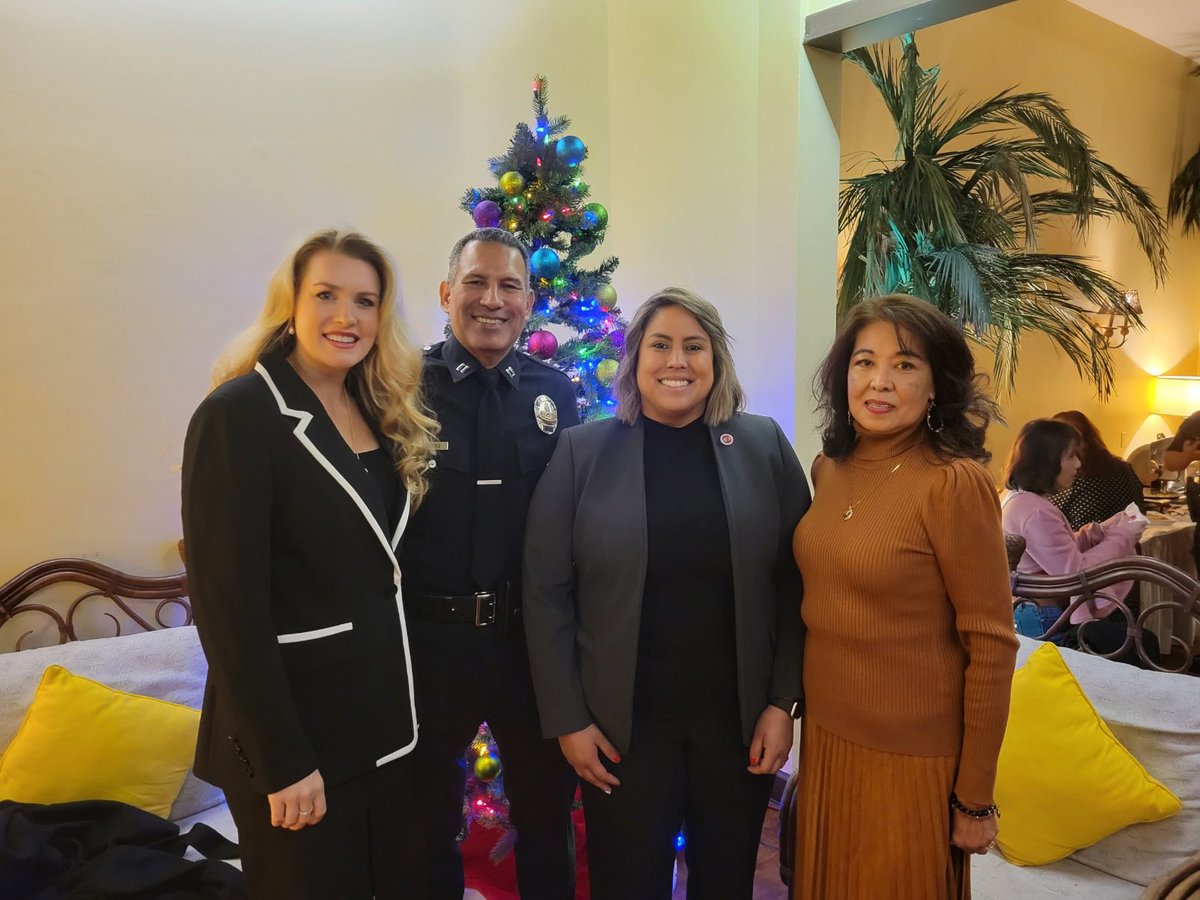 Mid Valley President Laura Helquist and I would like to thank everyone who attended our Mid Valley Community Police Council Holiday Party, and brought a toy for the Toys on Patrol program.

Thank you State Senator Caroline Menjivar &amp; Councilwoman Imelda Padilla for your support.