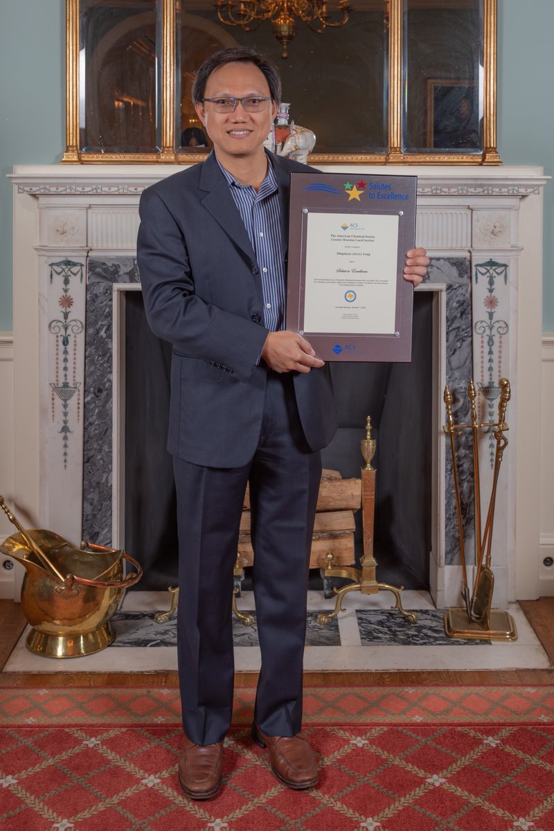 Just as the #COVID-19 pandemic was setting in, Jerry Yang, associate professor of <a href="/uh_chem/">UH Chemistry</a>, was faced with big challenges.

👉Learn how he is being honored for his work to promote #STEMeducation: 

bit.ly/3RskfWK