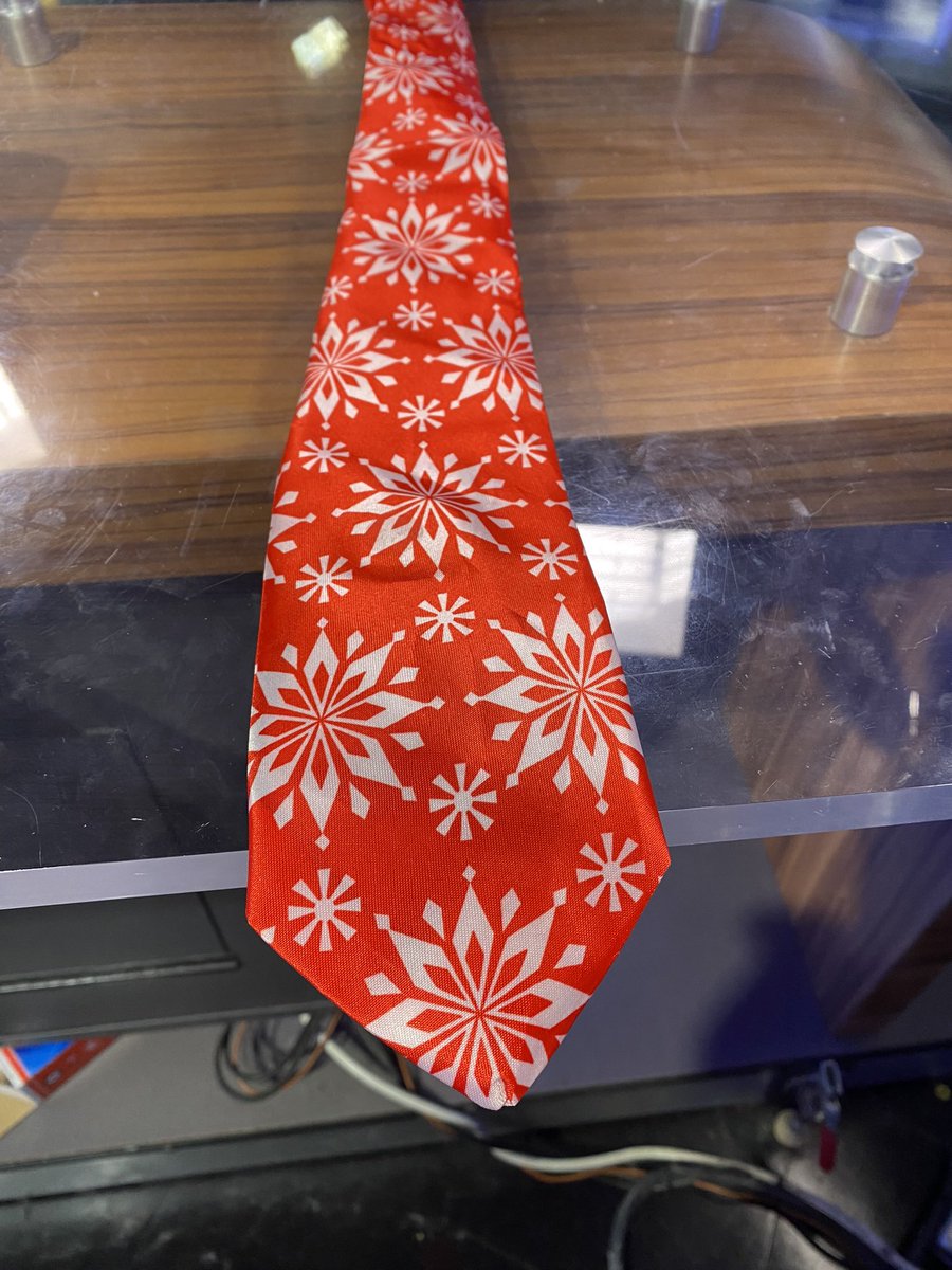 RyangoldWX's tweet photo. Another festive tie today for #funtiefriday! We aren’t getting snow anytime soon, but maybe this tie will help get just a little! https://t.co/o2lYKqLCgY