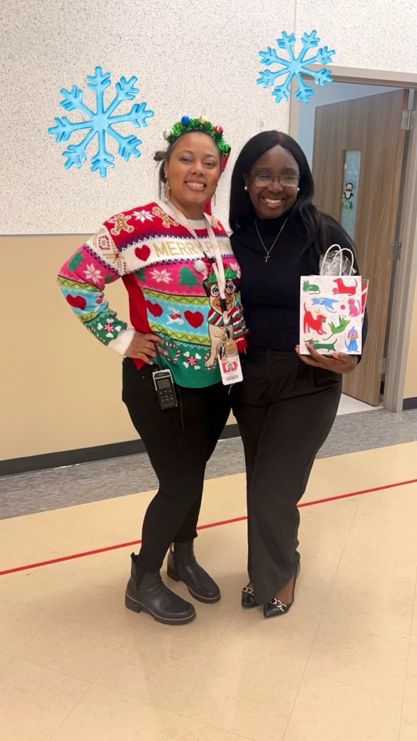 Chi’Nese Henry 🌟Instructional Specialist🌟M.ED (@chinesehenry) on Twitter photo <a href="/AldineISD/">Aldine ISD</a> 🎄⛄️ Finished the year off with awesome coaches <a href="/MsEki_Juliette/">JulietteEki</a> and <a href="/coboslily/">Lily Cobos</a> Sharing some holiday cheer!🎄🎄💕💕 Thanks for all of your support! <a href="/EcVardeman/">Vardeman EC/PK/K School</a> <a href="/Primary_AISD/">Aldine ISD Early Learning</a> <a href="/jamiebarrs/">Jamie Barrs</a> #myaldine #earlychildhood #teacherlife <a href="/AldineISD/">Aldine ISD</a> 🎄⛄️ Finished the year off with awesome coaches <a href="/MsEki_Juliette/">JulietteEki</a> and <a href="/coboslily/">Lily Cobos</a> Sharing some holiday cheer!🎄🎄💕💕 Thanks for all of your support! <a href="/EcVardeman/">Vardeman EC/PK/K School</a> <a href="/Primary_AISD/">Aldine ISD Early Learning</a> <a href="/jamiebarrs/">Jamie Barrs</a> #myaldine #earlychildhood #teacherlife