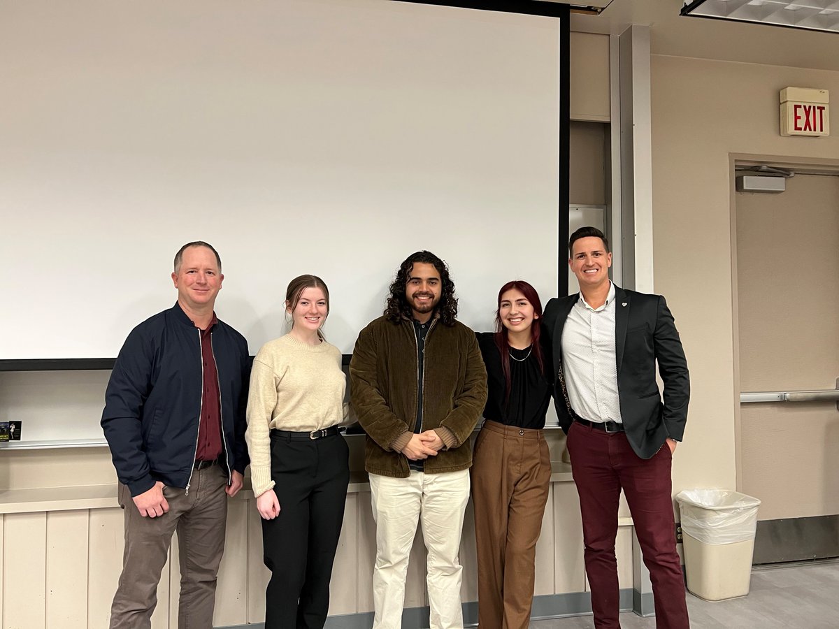 BYJP’s City Hall Fellows are excelling! Aaron Falk, KCF’s President and CEO, joined Prof. Jinping Sun's CSUB grad class. Three BYJP Fellows presented their semester-long analyses of various budgets, including Kern Community Foundation’s and the City of Bakersfield’s.