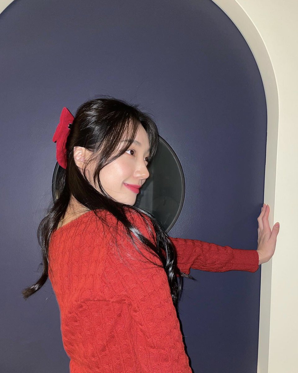 HK99HJ's tweet image. ( 📸 ) new post on #hkgram + #paintitred:

Post-revolutionary Letter by Caroline Wright “ Memory lapses, hands losing their nerve, fingers pointing to the Keep Out signs, telling us who to hate.