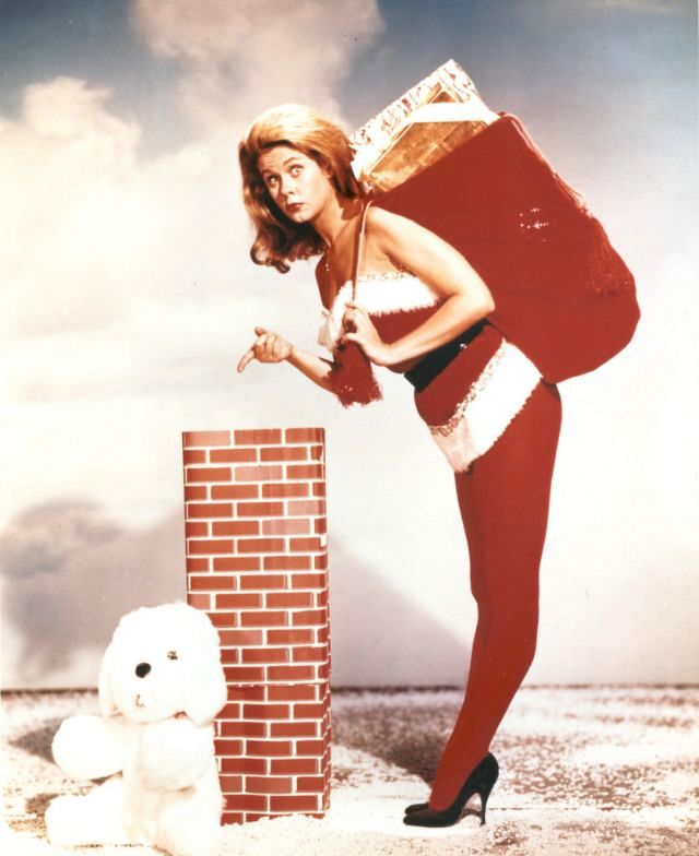 'Tis the season! Look at this festive photo of Elizabeth Montgomery in the 1960s -- get into the holiday spirit with her stylish holiday look! #ChristmasStyle #1960sFashion