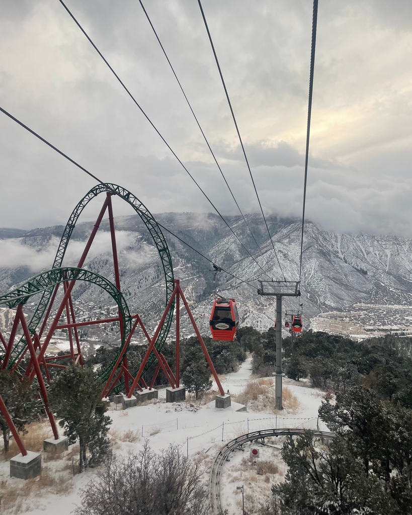Find the fun and all the views this winter at Glenwood Caverns Adventure Park! The park is decked out for Winter on the Mountain, so grab your besties and #Getuphere