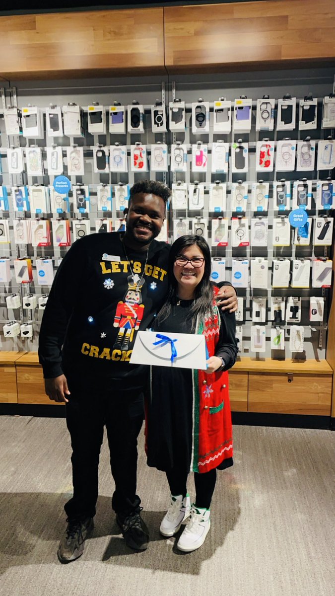 Last minute shopping for the holidays? Come see Egide at 490 S. 68th St WDM IA and ask him about the best deals for everyone! Let us connect you to greater possibilities! #LifeAtATT <a href="/DesMoinesGov/">City of Des Moines</a> <a href="/cityofwdm/">City of WDM</a> <a href="/CityofWaukee/">City of Waukee</a>