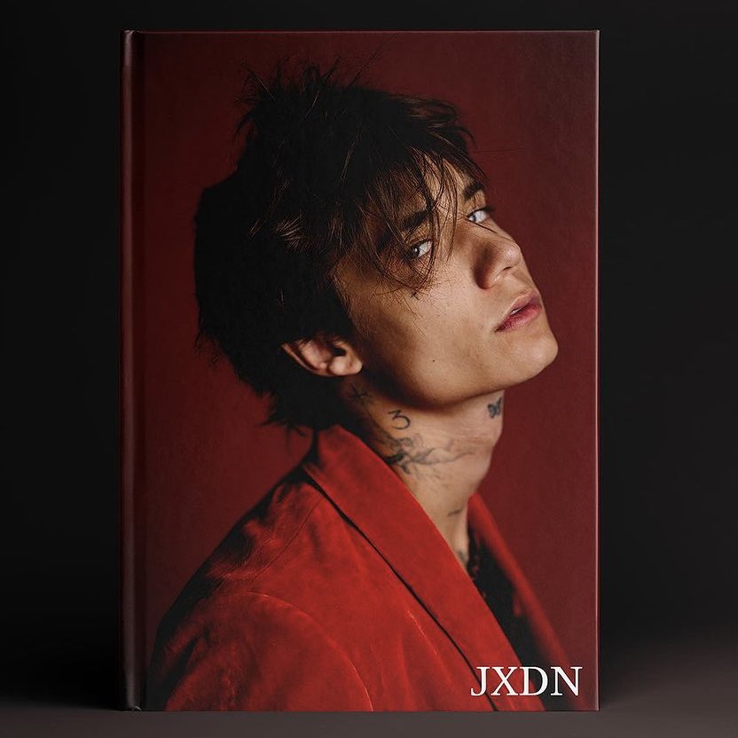 JadenHossler's tweet image. You have heard the soundtrack of JXDN’s life but what happens when the music stops? here is a peak into the soul, the body, & the heart of an artist. An inside look at our minds, 150 shows, 180 pages, 1 moment at a time. “When The Music Stops” available for pre-order now.…