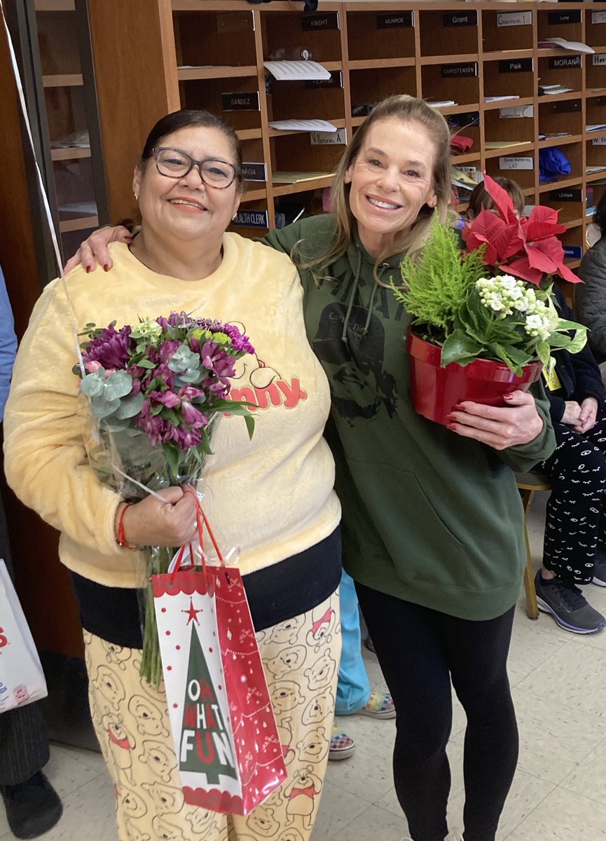 Today we celebrated our classified and certificated employees of the year. Congratulations to Mrs. Linda Macias and Mrs. Kelly Christensen! We are so lucky to have them on our team. @SBUSD_NEWS @Supt_SBUSD @kyletgriffith #levelupSBUSD