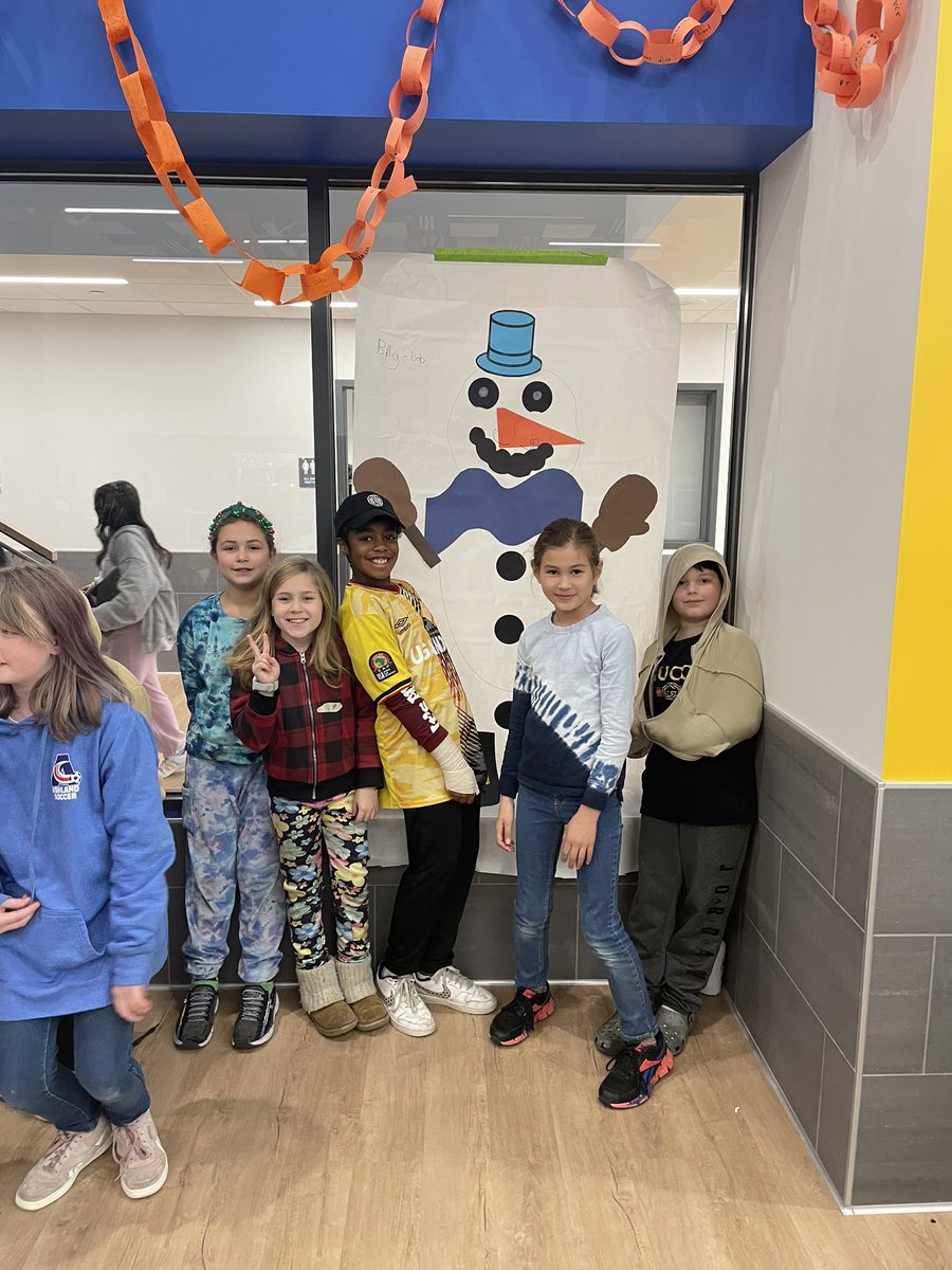 Do you wanna build a snowman? ⛄️ #fourthgrade #communitymeeting