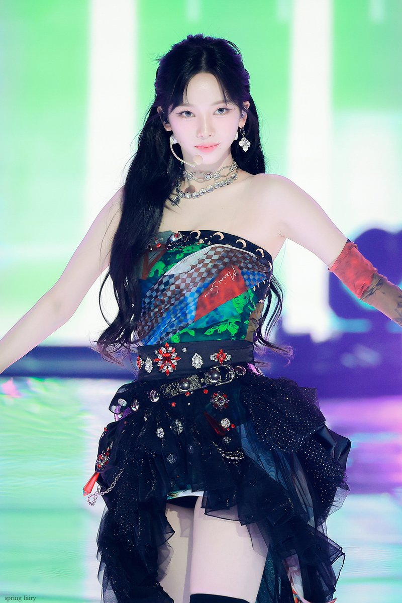 SpringFairy0411's tweet image. 231215
#aespa #에스파 #KARINA #카리나